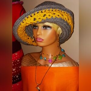 Crochet handmade hat, Fits 21 to 22inch's measurements, Heather Gray/ Yellow